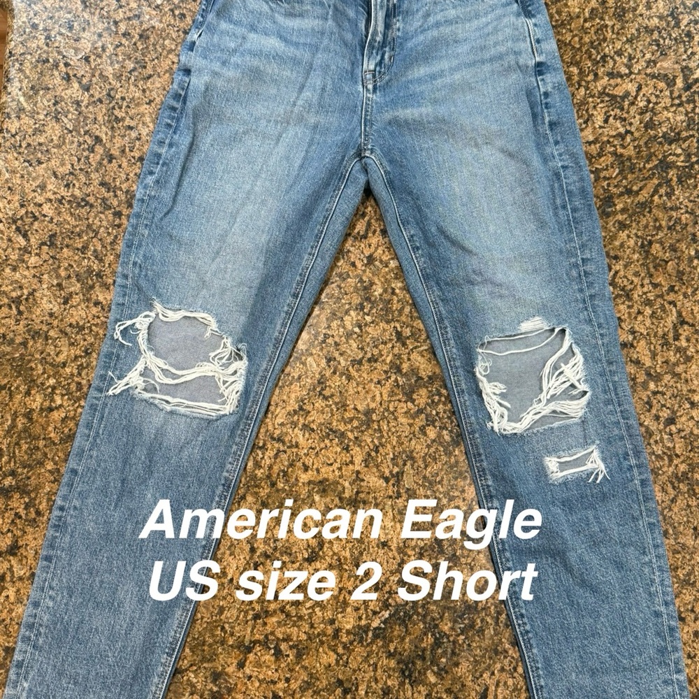 American Eagle Outfitters Classic Blue Mom Jeans